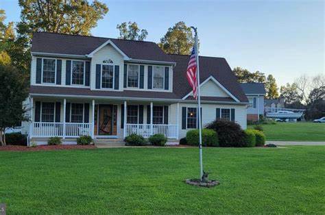 19 Donna Dale Dr